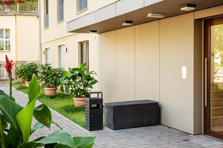 DRK-Pflegeheim Christianenheim - Außenansicht (Wohneinheit)