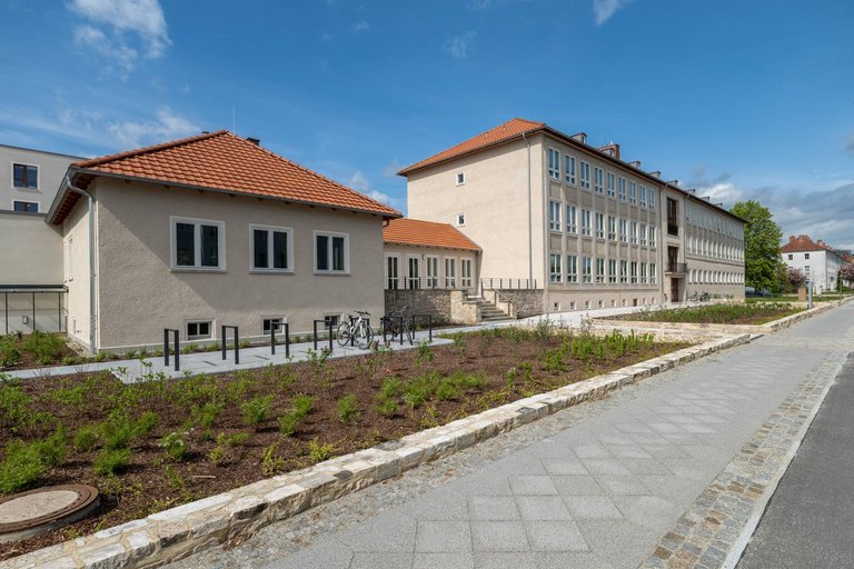 igb Sozialimmobilien - Pflegefachzentrum Guben, Außenansicht (Straßensicht)