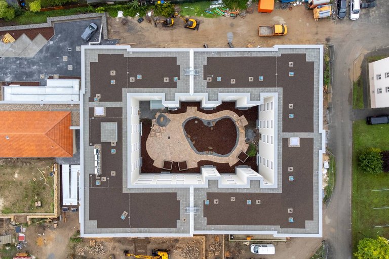 igb Sozialimmobilien - Pflegefachzentrum Guben, Außenansicht (Drohnensicht)