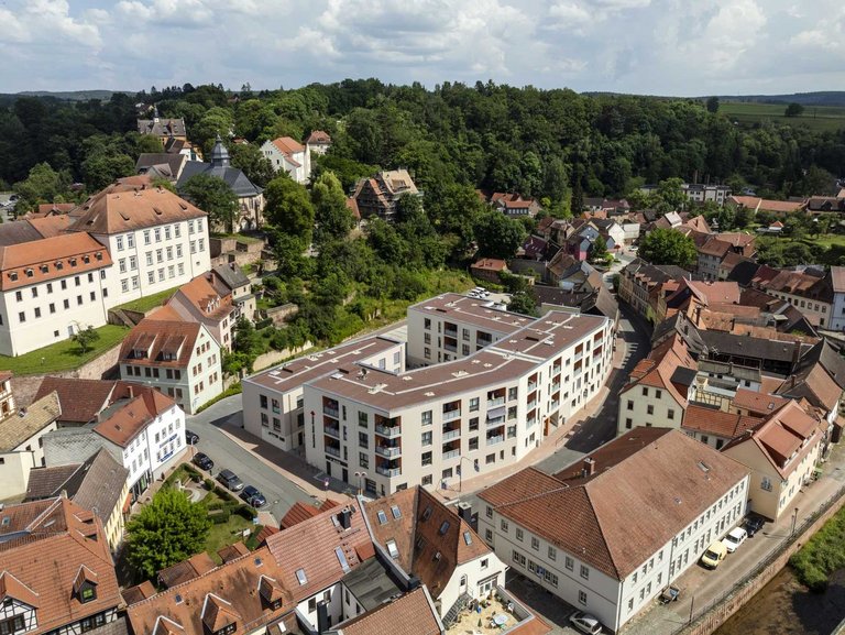 Bild 6 Referenz Neubau – Außenansicht, Luftbild 1